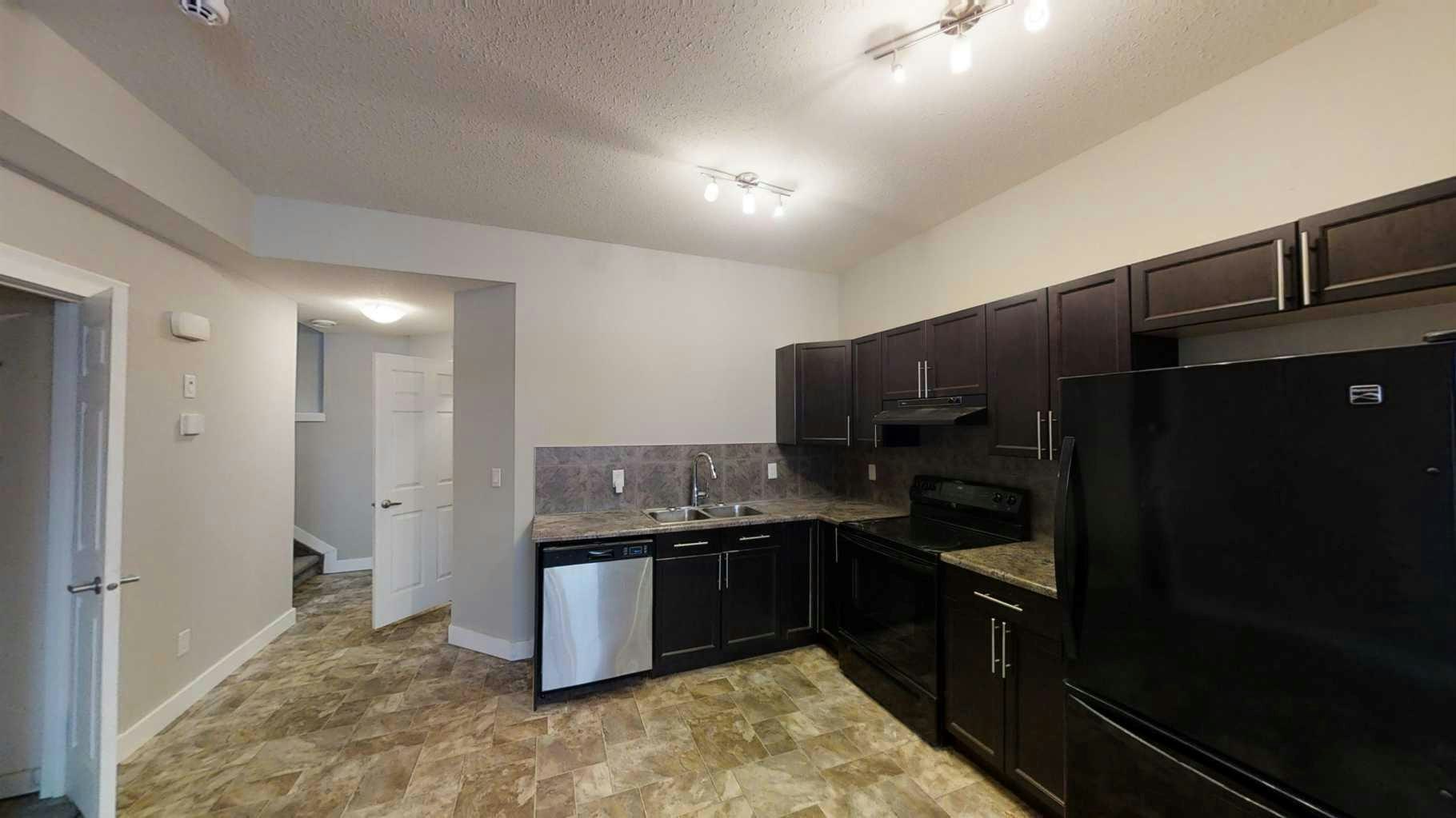 A-8713 88 Street, Grande Prairie, AB, T8X 0G6 - 3