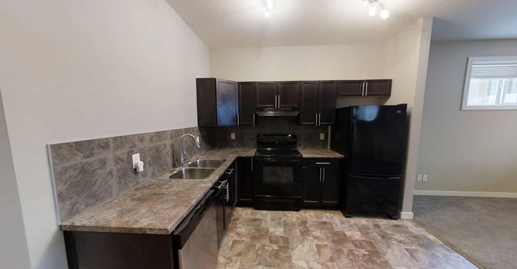 A-8713 88 Street, Grande Prairie, AB, T8X 0G6 - 2