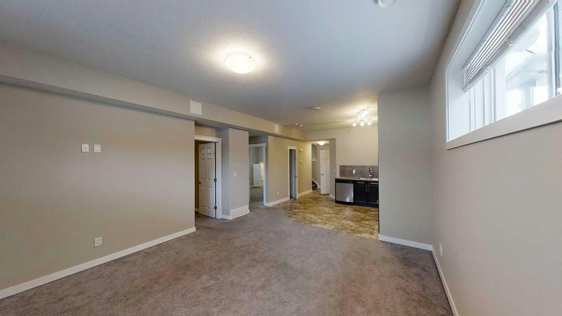 A-8713 88 Street, Grande Prairie, AB, T8X 0G6 - 6