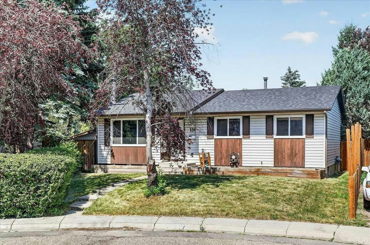 136 Templeview Place NE, Calgary, AB, T1Y 3S2