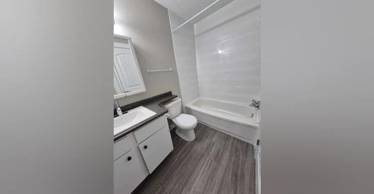 18-10028 105 Avenue, Grande Prairie, AB, T8V 1H1 - 5