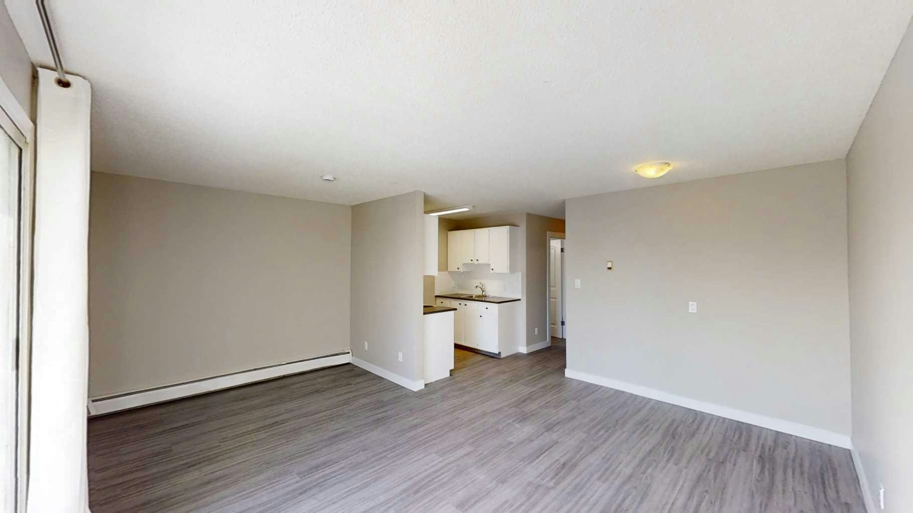 18-10028 105 Avenue, Grande Prairie, AB, T8V 1H1 - 10