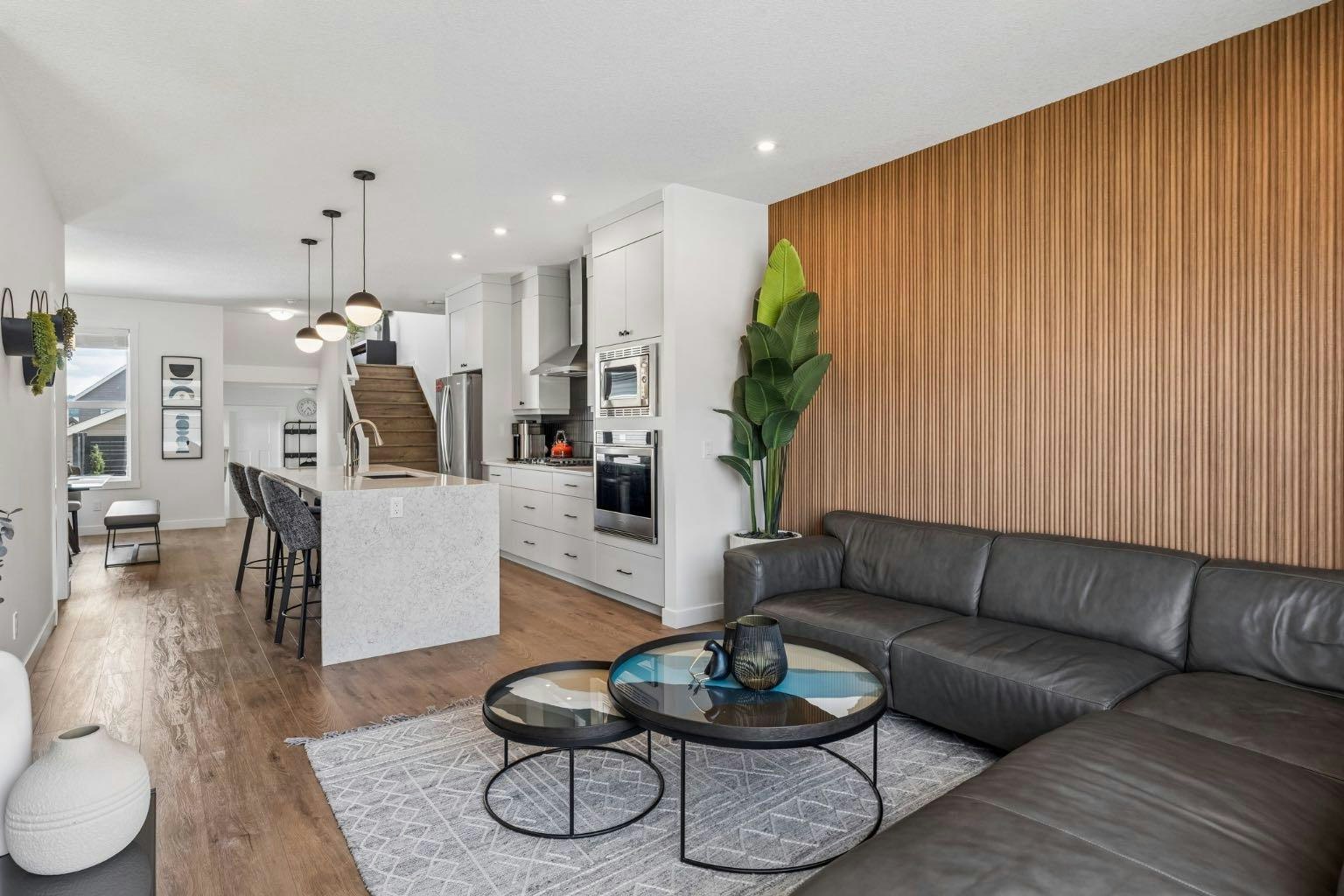125 Rochester Way NW, Calgary, AB, T3L 0G9