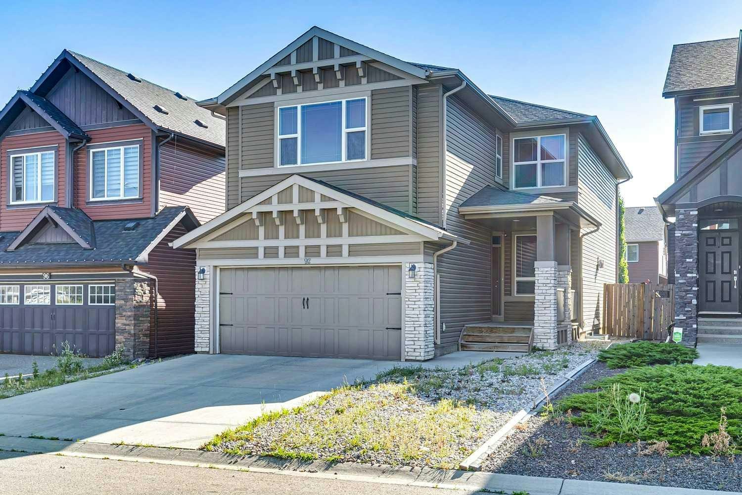 92 Cougar Ridge Close SW, Calgary, AB, T3H 0V4