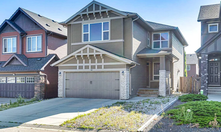 92 Cougar Ridge Close SW