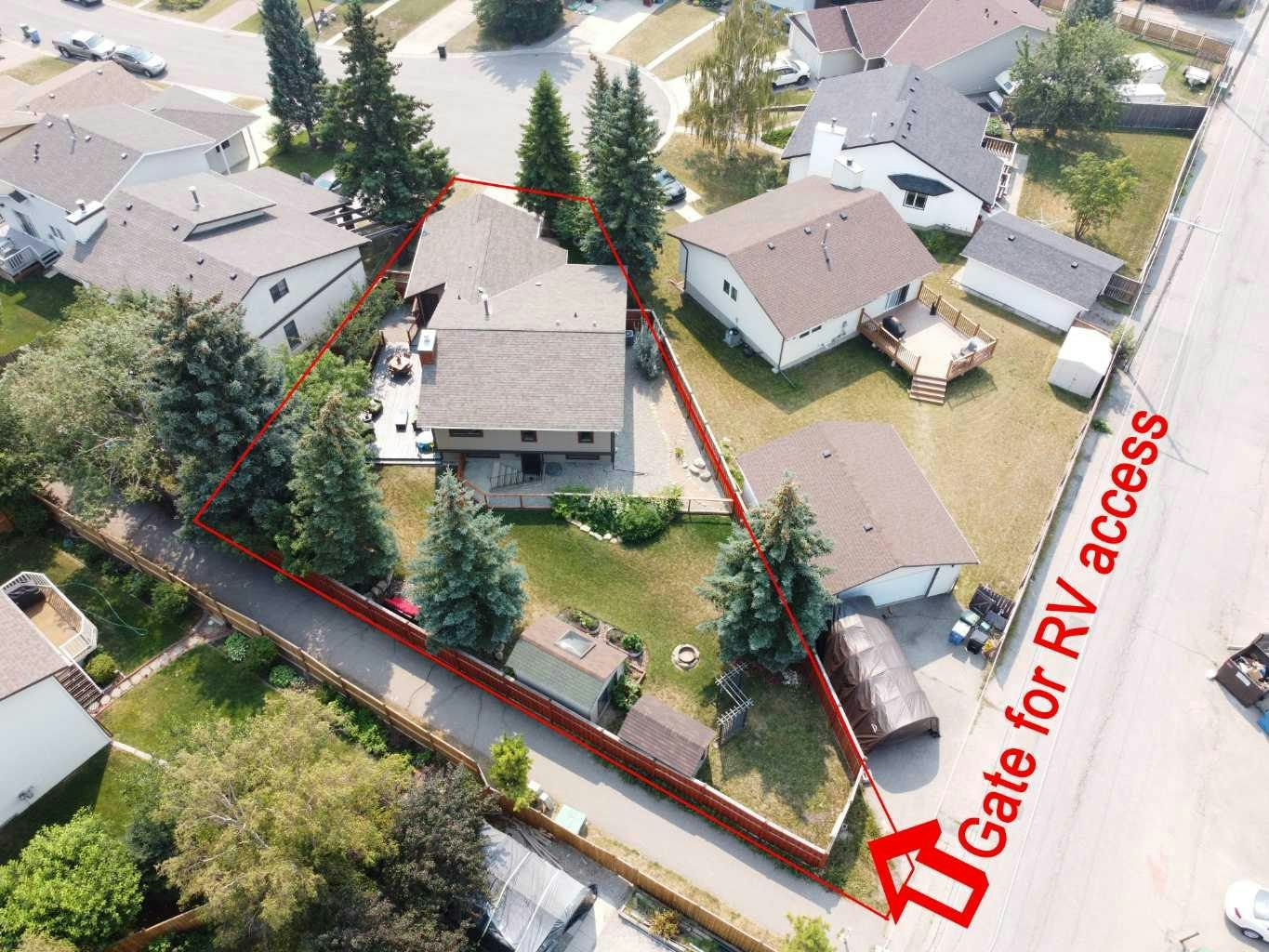127 Ranchridge Court NW, Calgary, AB, T3G 1W4