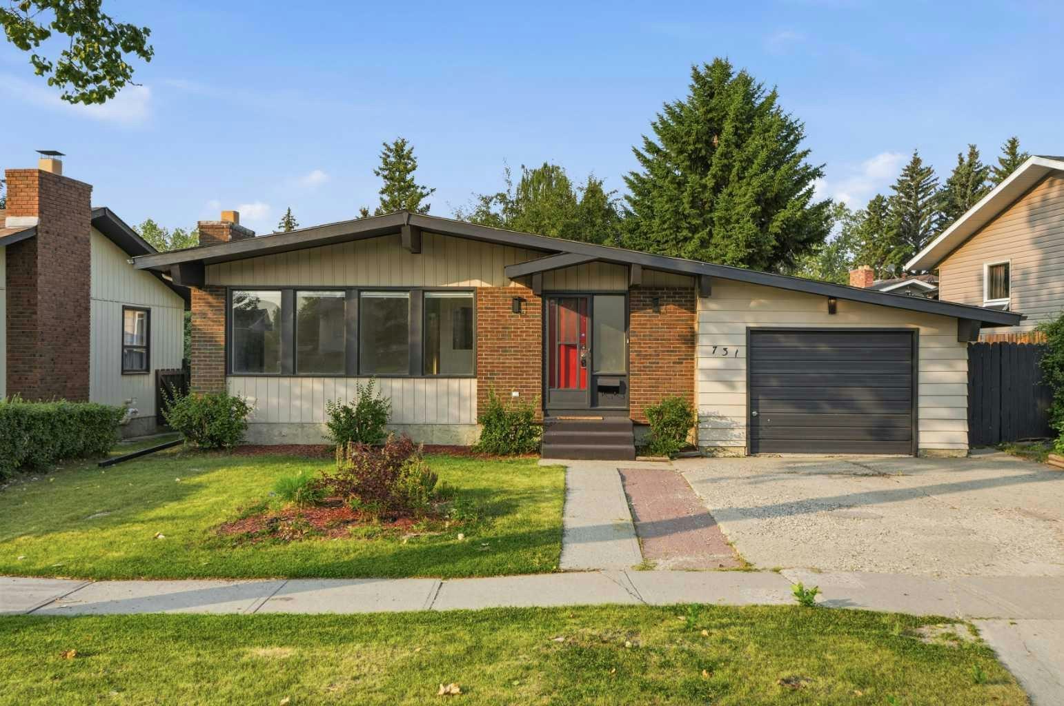 731 Queensland Drive SE, Calgary, AB, T2J 4S8