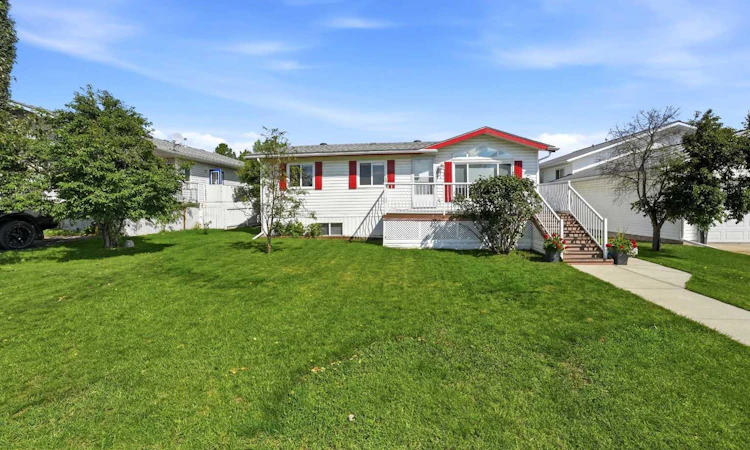 4591 Eastview Crescent
