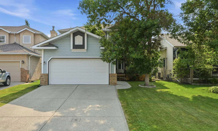 161 Douglasbank Way SE