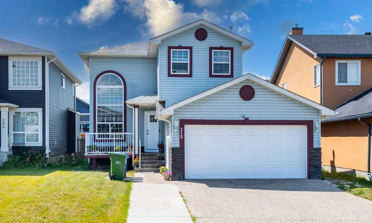 210 Taracove Landing NE