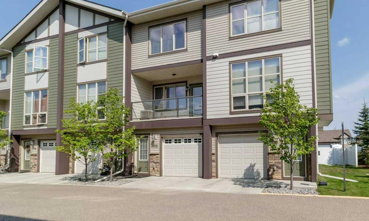 702-125 Caribou Crescent