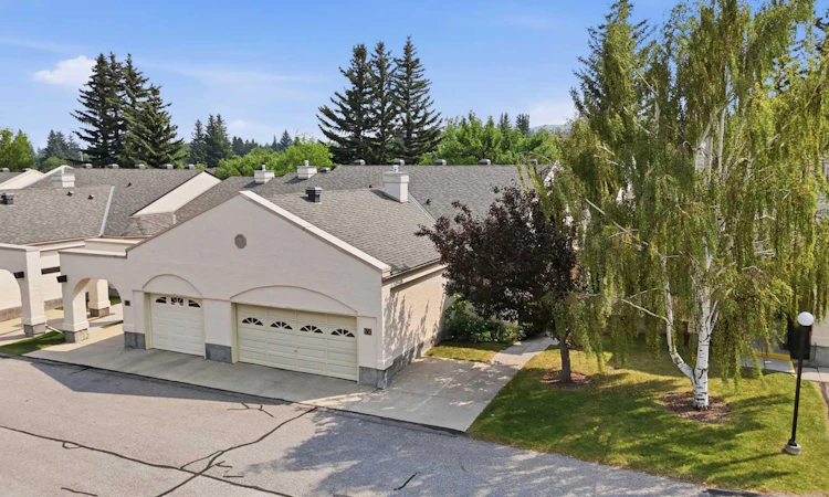 30 Sandarac Circle NW