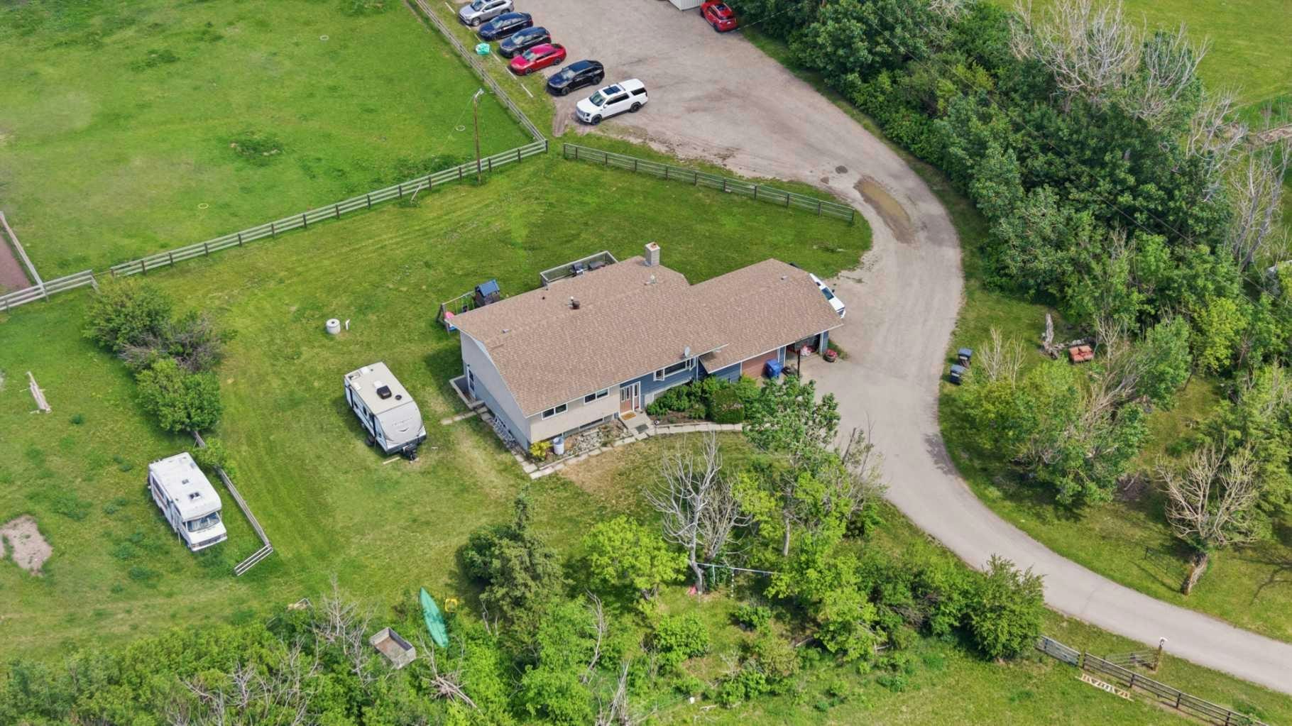 283082 Township Road 254, Rural Rocky View County, AB, T1Z 0L9