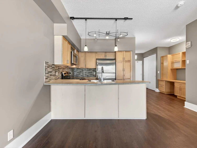 312-205 Riverfront Avenue SW, Calgary, AB, T2P 5K4 - 12