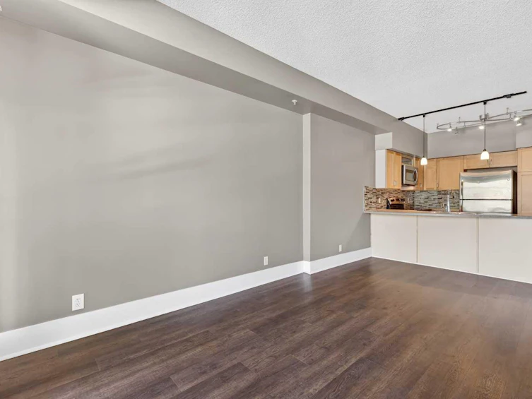 312-205 Riverfront Avenue SW, Calgary, AB, T2P 5K4 - 8