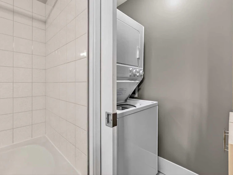 312-205 Riverfront Avenue SW, Calgary, AB, T2P 5K4 - 27