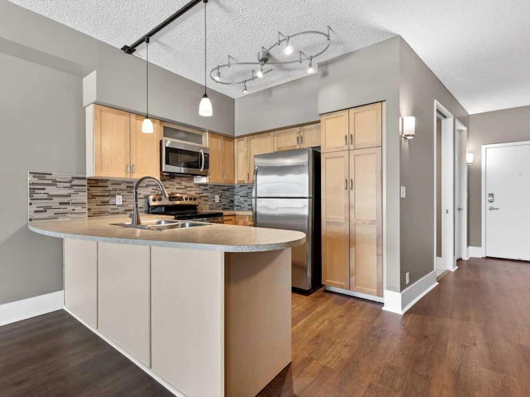 312-205 Riverfront Avenue SW, Calgary, AB, T2P 5K4 - 13