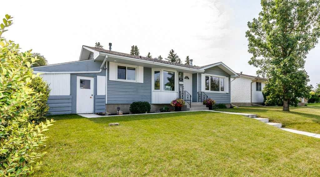 10 Odstone Green, Red Deer, AB, T4N 5J1