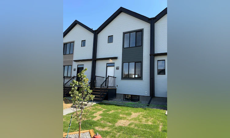 1379 Abitibi Road W