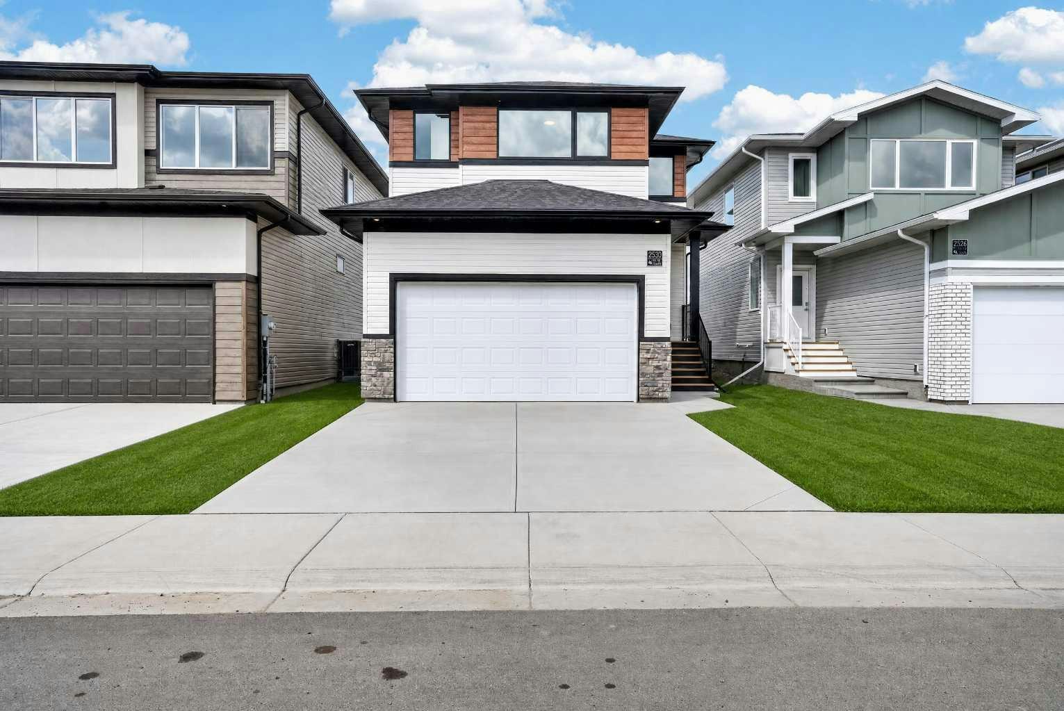 2530 44 Street S, Lethbridge, AB, T1K 8L6