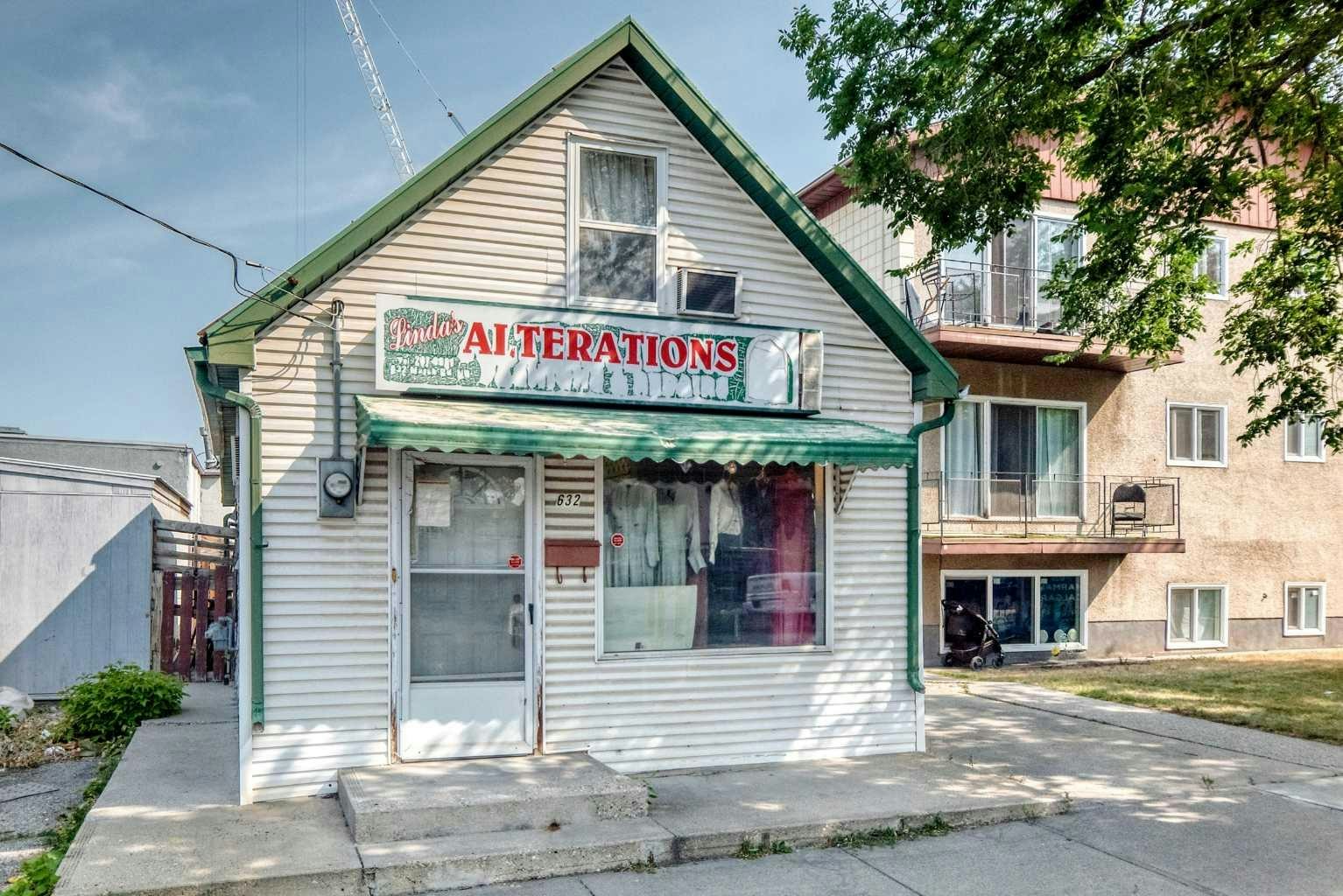 632 Marsh Road NE, Calgary, AB, T3E 5B3