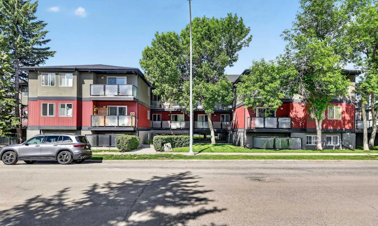204-1915 26 Street SW