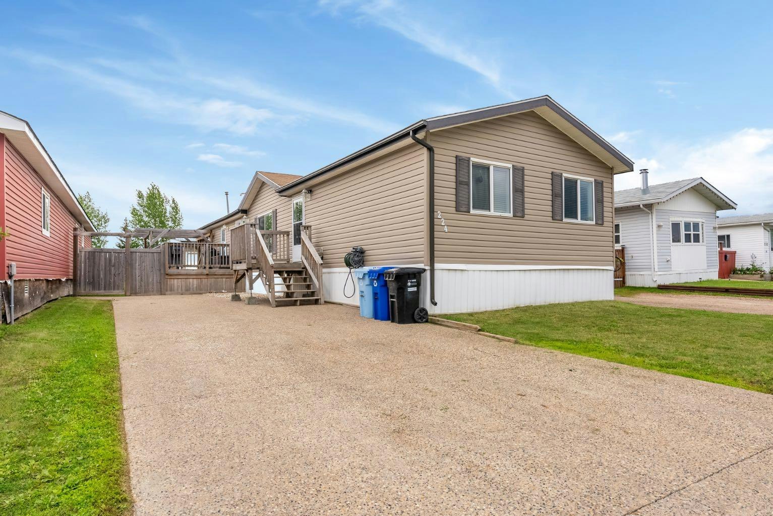 224 Clausen Crescent, Fort Mcmurray, AB, T9K 2H7