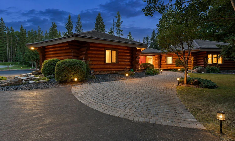 3 Forest Park Place