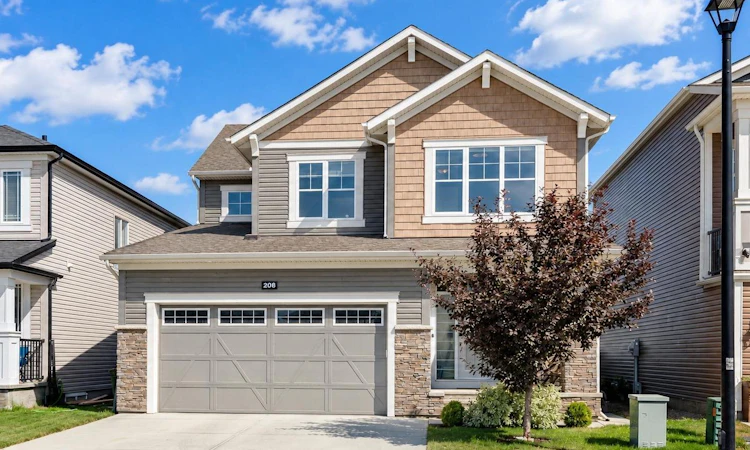 208 Osborne Green SW