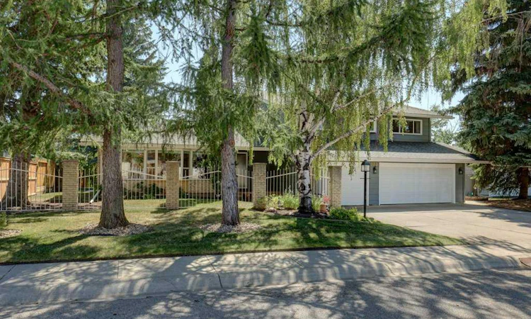 223 Willow Ridge Place SE