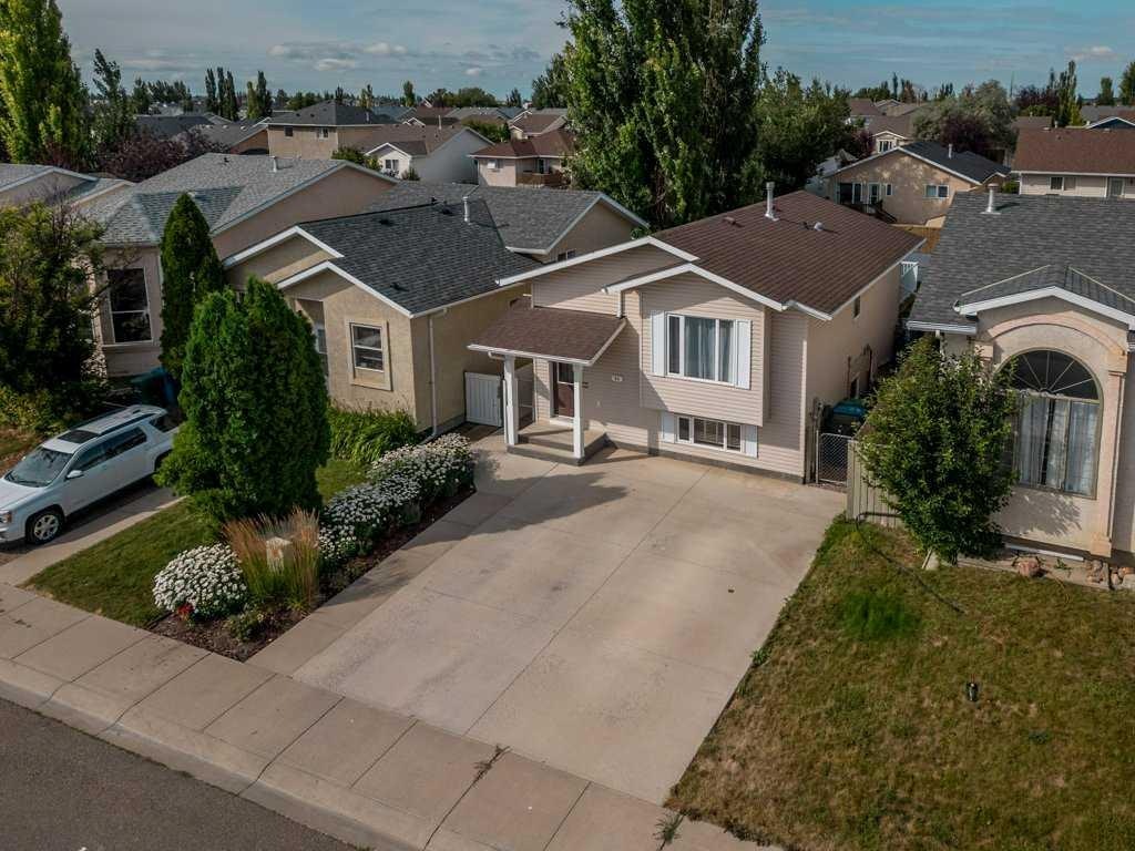 94 Assiniboia Way W, Lethbridge, AB, T1K 6X3