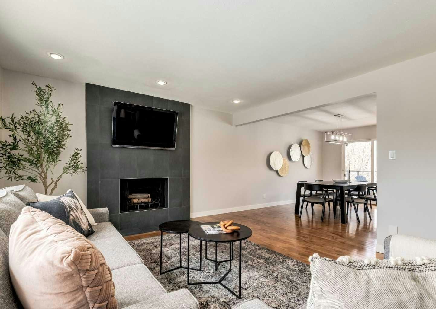 176 Mapleburn Drive SE, Calgary, AB, T2J 1Y6