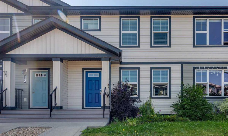 17 Hawthorn Place