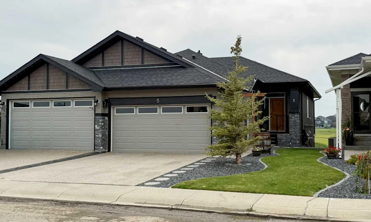 5 St. Andrews Close