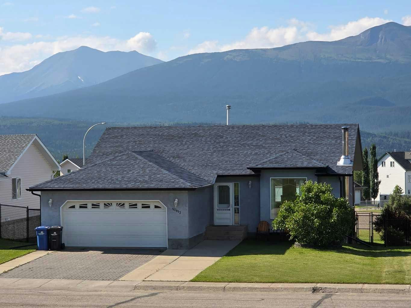10913 Grande Avenue, Greenview M.D., AB, T0E 0Y0