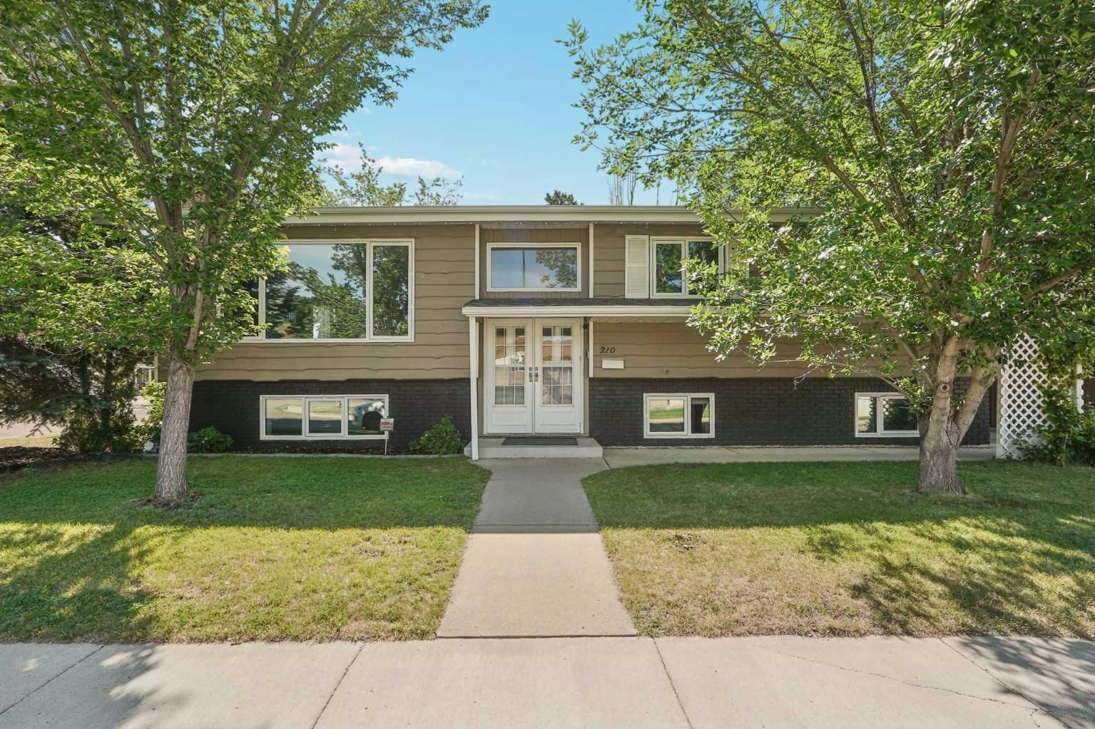 210 Dunkirk Street S, Lethbridge, AB, T1J 4E6