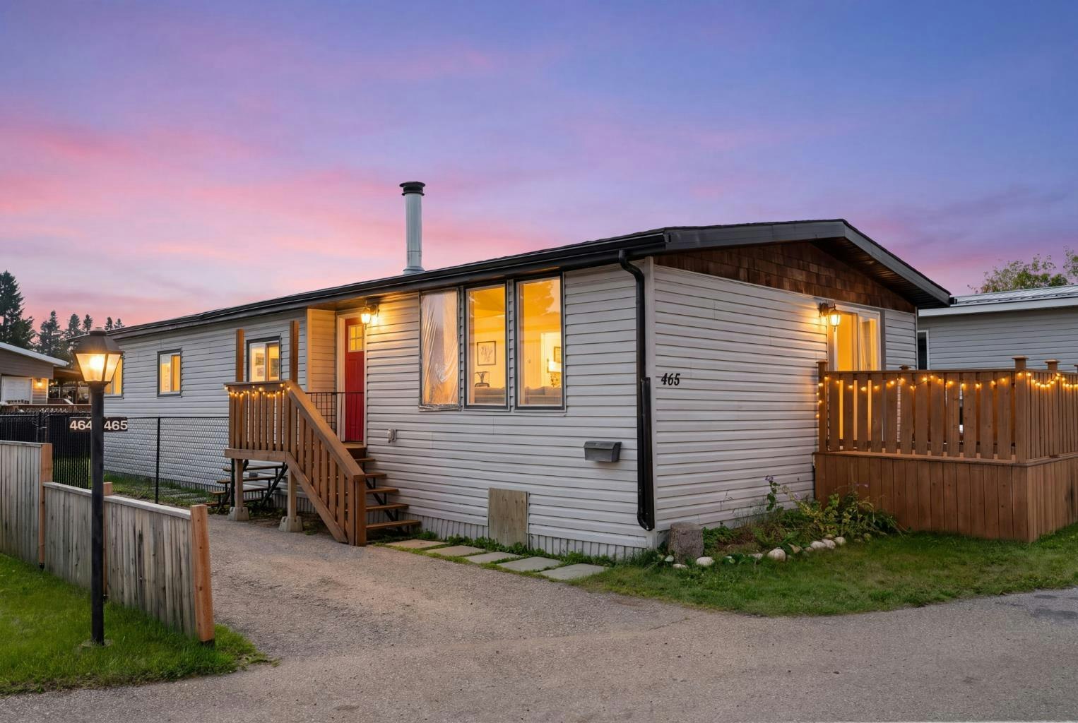 465-3223 83 Street NW, Calgary, AB, T3B 5P3