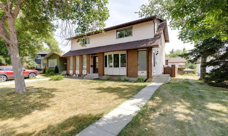 264 Templeview Way NE