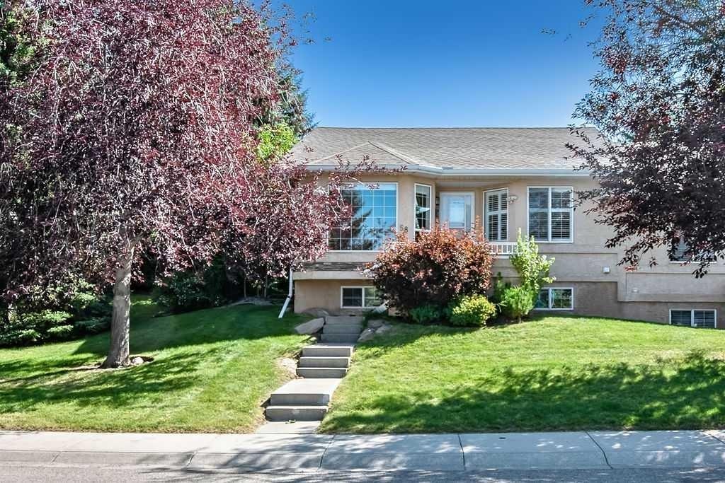 58 Sierra Morena Green SW, Calgary, AB, T3H 3E5