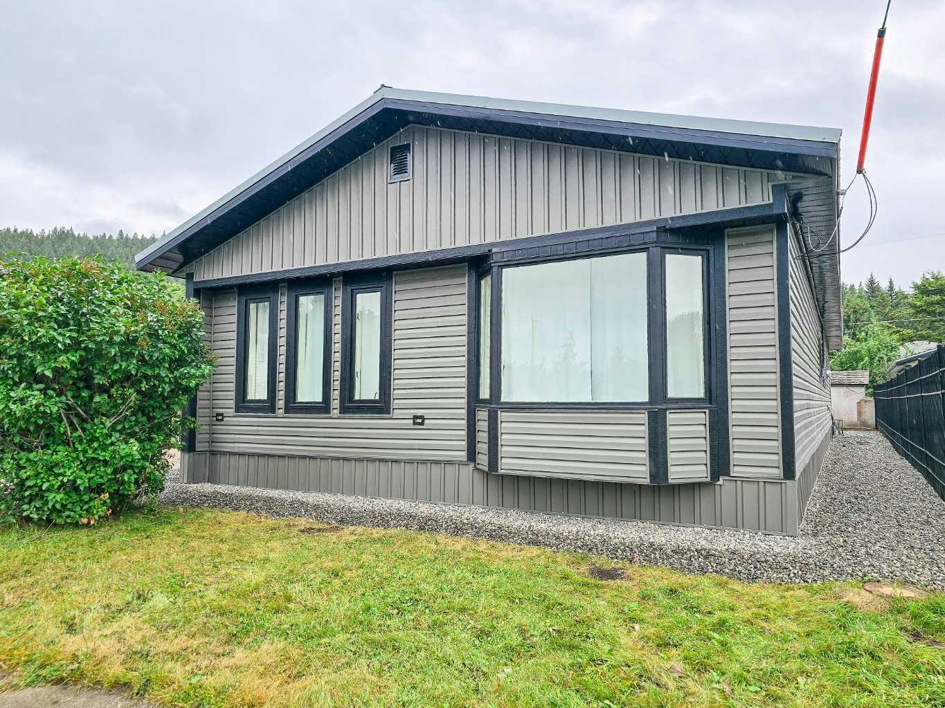 1230 84 Street, Crowsnest Pass, AB, T0K 0M0