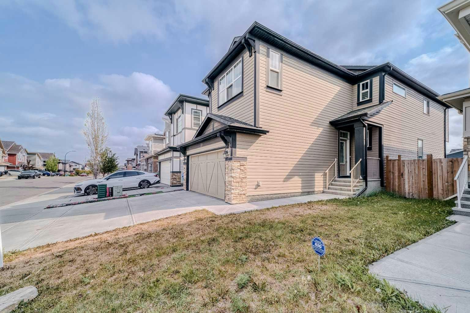 22 Sage Bluff Heights NW, Calgary, AB, T3R 0X9