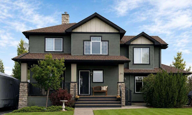 24 Brander Avenue NW