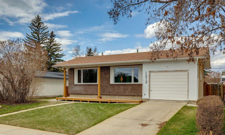 1212 Lake Sylvan Drive SE