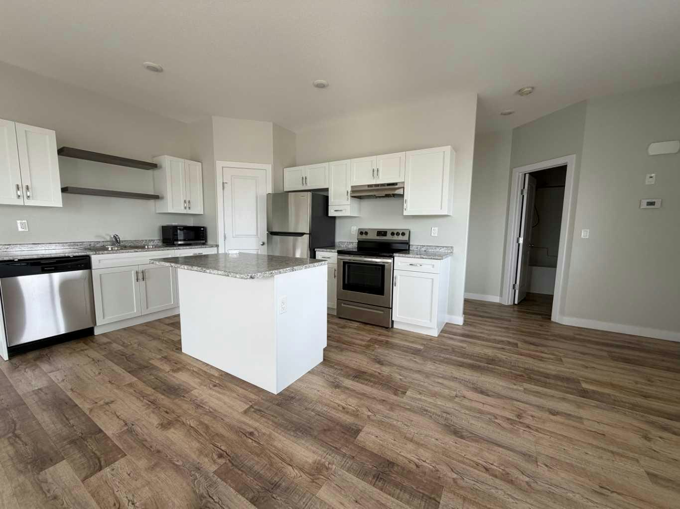 A-9601 114 Avenue, County of Grande Prairie, AB, T8X 0W7 - 4