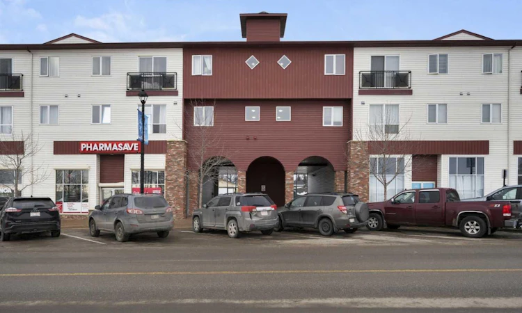 208-1010 Railway Street