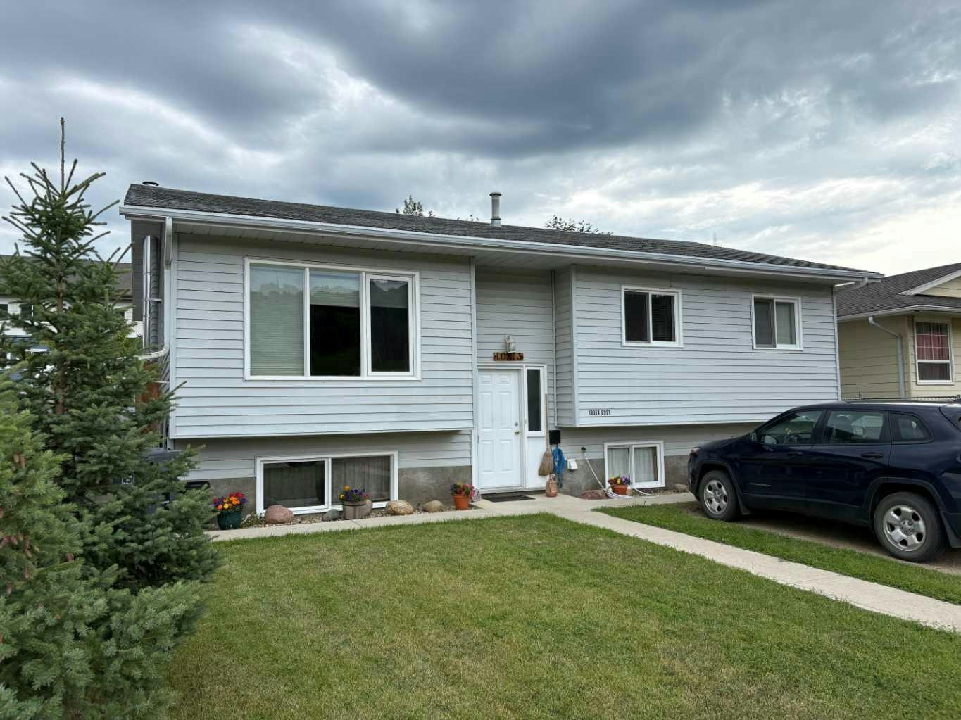 10313 89 Street, Peace River, AB, T8S 1N9