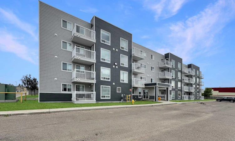 102B-5101 18 Street