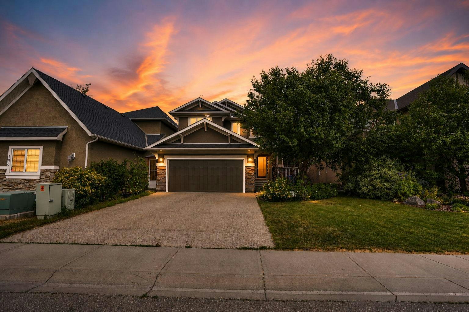 126 Panatella Crescent NW, Calgary, AB, T3K 0M5