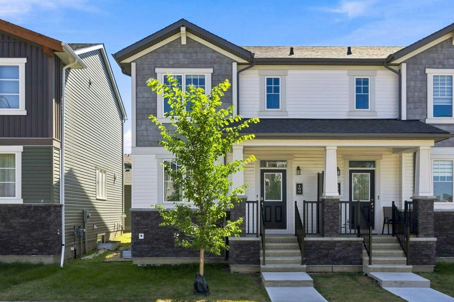 199 Carringham Road NW, Calgary, AB, T3P 1V4