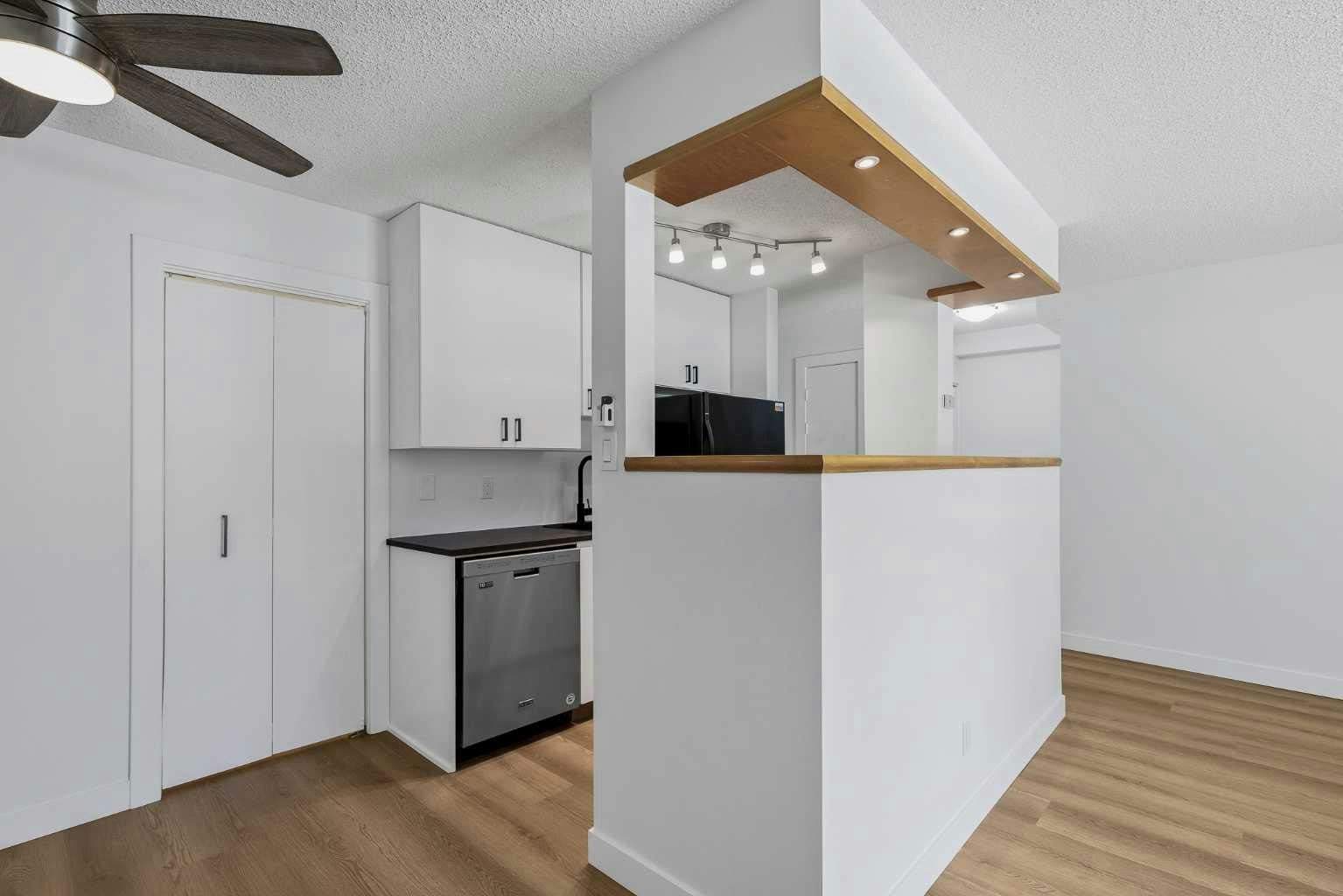 319-315 Heritage Drive SE, Calgary, AB, T2H 1N2 - 11